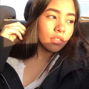 Meet your Posher, Noris